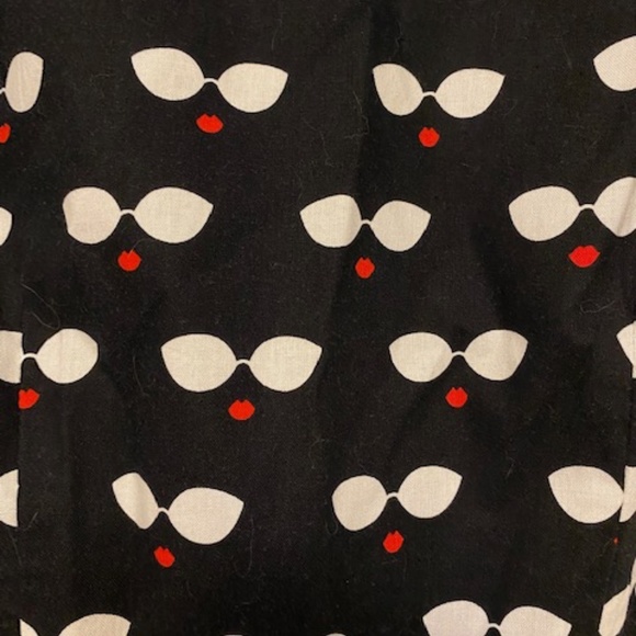 Heart of Haute wrap dress, Small - Picture 2 of 4